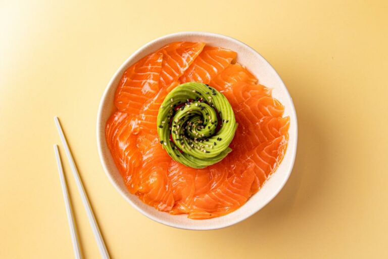 SHIRASHI SAUMON AVOCAT